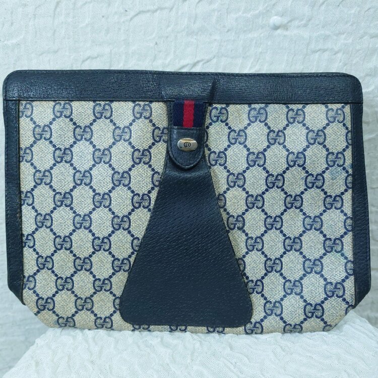 GUCCI GGキャンバス スプリーム クラッチバッグ セカンドバッグ PVCレザー シェリーライン 89 01 033（ブランドバッグ）の商品画像 - 査定依頼日：2026年10月15日 - 最高査定価格：5,000円