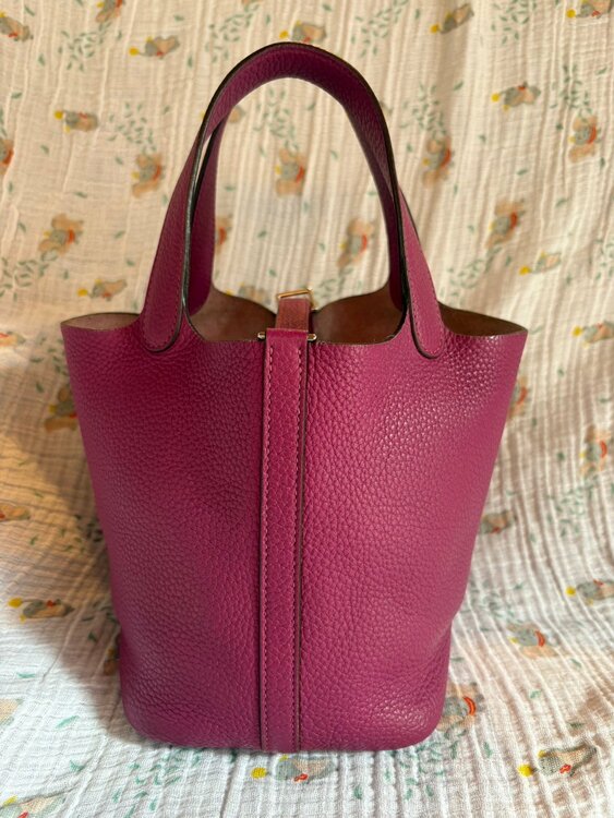 ピコタンロックPM （ブランドバッグ）の商品画像 - 査定依頼日：2026年4月4日 - 最高査定価格：100,000円