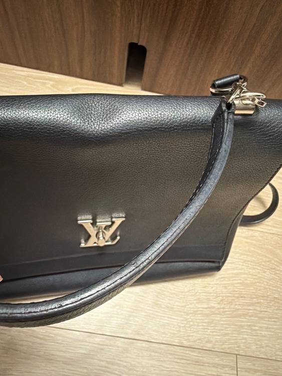 ロックミー（ブランドバッグ）の商品画像 - 査定依頼日：2026年3月23日 - 最高査定価格：150,000円