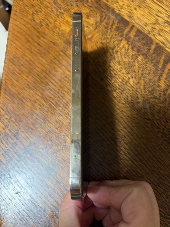 iPhone iPhone 12 Pro 256GB SIMフリー（スマホ）の商品画像 - 査定依頼日：2026年8月20日 - 最高査定価格：36,500円