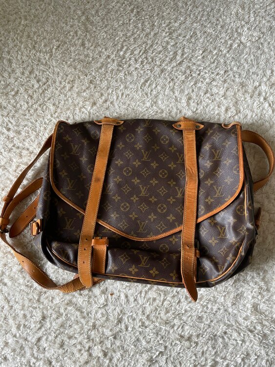 ソミュール（ブランドバッグ）の商品画像 - 査定依頼日：2025年6月1日 - 最高査定価格：33,750円