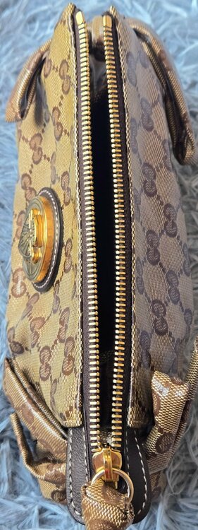 Gucci hysteria （ブランドバッグ）の商品画像 - 査定依頼日：2026年5月18日 - 最高査定価格：20,000円