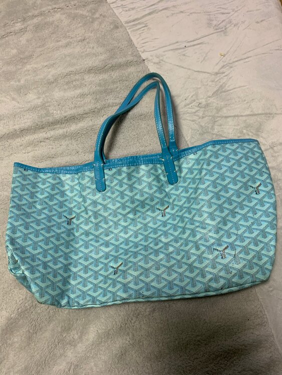 バック（ブランドバッグ）の商品画像 - 査定依頼日：2025年3月16日 - 最高査定価格：220,000円