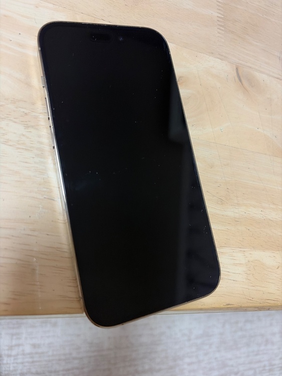 iPhone iPhone 14 Pro 128GB Softbank（スマホ）の商品画像 - 査定依頼日：2026年9月21日 - 最高査定価格：66,000円