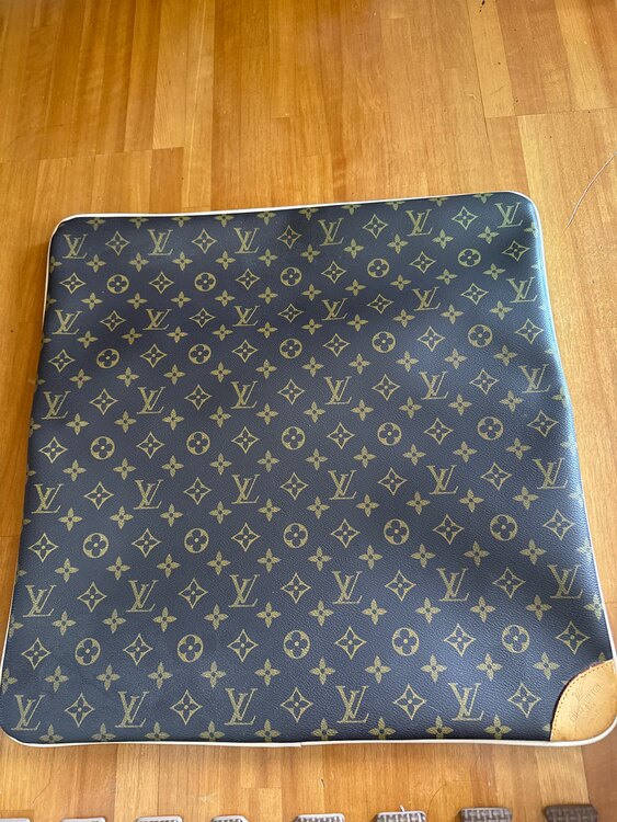 ルイヴィトン ダミエ （ブランドバッグ）の商品画像 - 査定依頼日：2025年3月30日 - 最高査定価格：10,000円