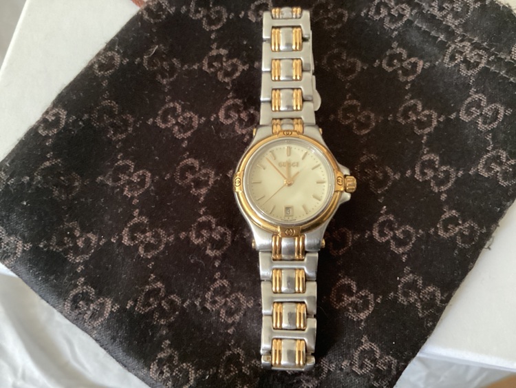 Gucci （高級時計）の商品画像 - 査定依頼日：2025年6月17日 - 最高査定価格：8,120円