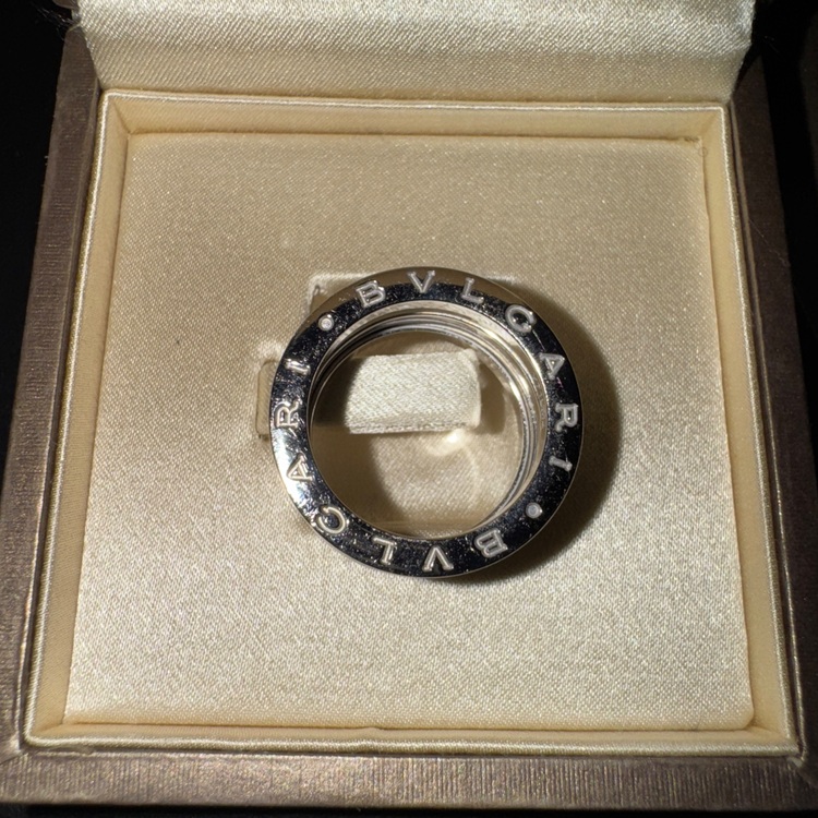 ビーゼロワン（金・貴金属）の商品画像 - 査定依頼日：2025年11月9日 - 最高査定価格：129,000円