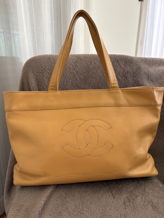 シャネル ココマーク トートバッグ キャビアスキン（ブランドバッグ）の商品画像 - 査定依頼日：2026年4月28日 - 最高査定価格：110,000円