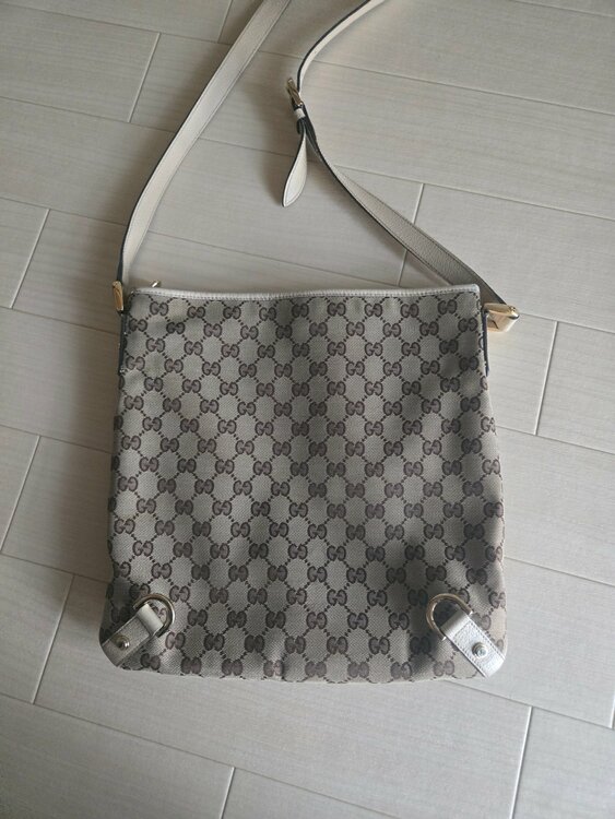 キャンパス地GGマーク（ブランドバッグ）の商品画像 - 査定依頼日：2026年2月7日 - 最高査定価格：100,000円