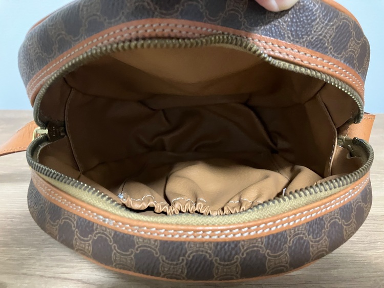 不明（ブランドバッグ）の商品画像 - 査定依頼日：2025年8月25日 - 最高査定価格：50,000円