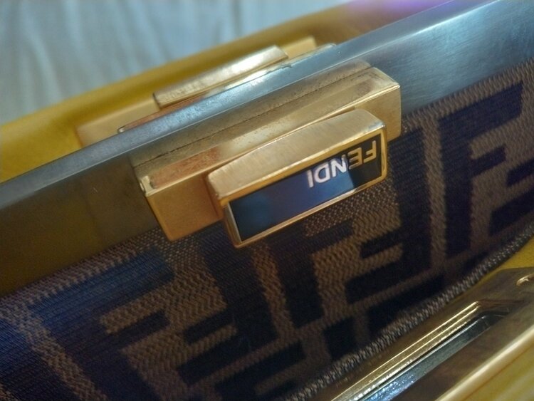 フェンディ  （ブランドバッグ）の商品画像 - 査定依頼日：2026年1月22日 - 最高査定価格：88,000円