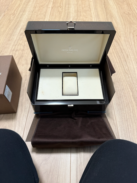 パテックフィリップ カラトラバ 5196R-00（高級時計）の商品画像 - 査定依頼日：2025年3月15日 - 最高査定価格：2,800,000円