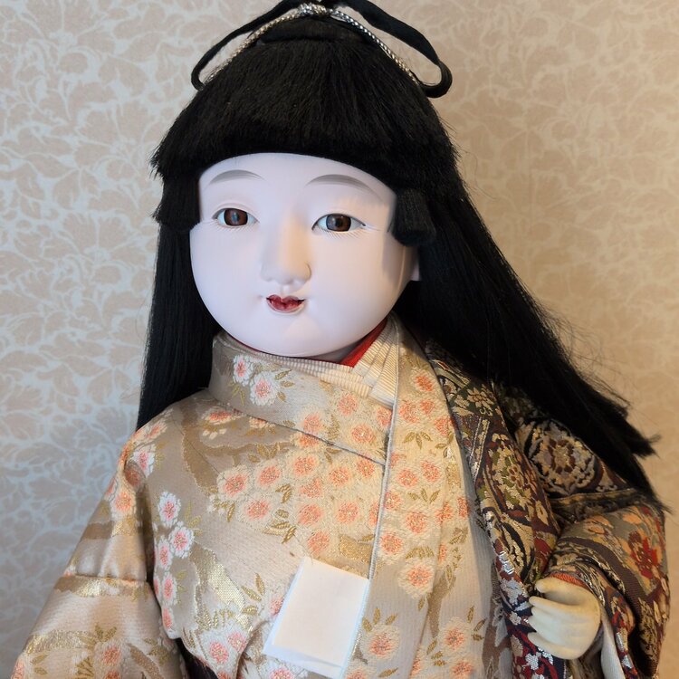 市松人形（美術品・骨董品）の商品画像 - 査定依頼日：2026年8月23日 - 最高査定価格：3,000円