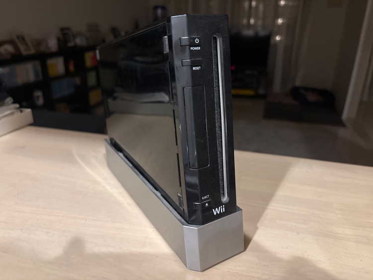 任天堂　Wii（ゲーム機本体・ゲームソフト）の商品画像 - 査定依頼日：2026年1月15日 - 最高査定価格：1,500円