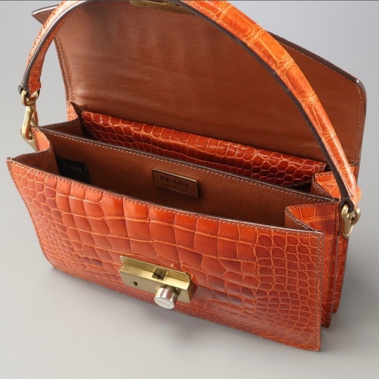 ヴィンテージクロコ　ハンドバック（ブランドバッグ）の商品画像 - 査定依頼日：2026年1月21日 - 最高査定価格：80,000円