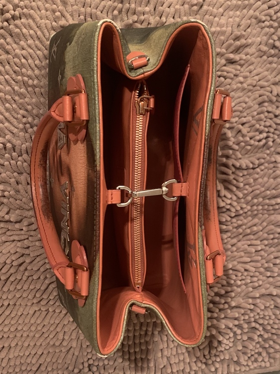 モンテーニュMMダヴィンチハンドバッグ（ブランドバッグ）の商品画像 - 査定依頼日：2021年9月29日 - 最高査定価格：270,000円