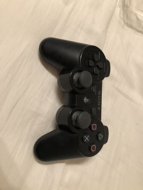 PS3ワイヤレスコントローラ（ゲーム機本体・ゲームソフト）の商品画像 - 査定依頼日：2021年4月19日 - 最高査定価格：150円