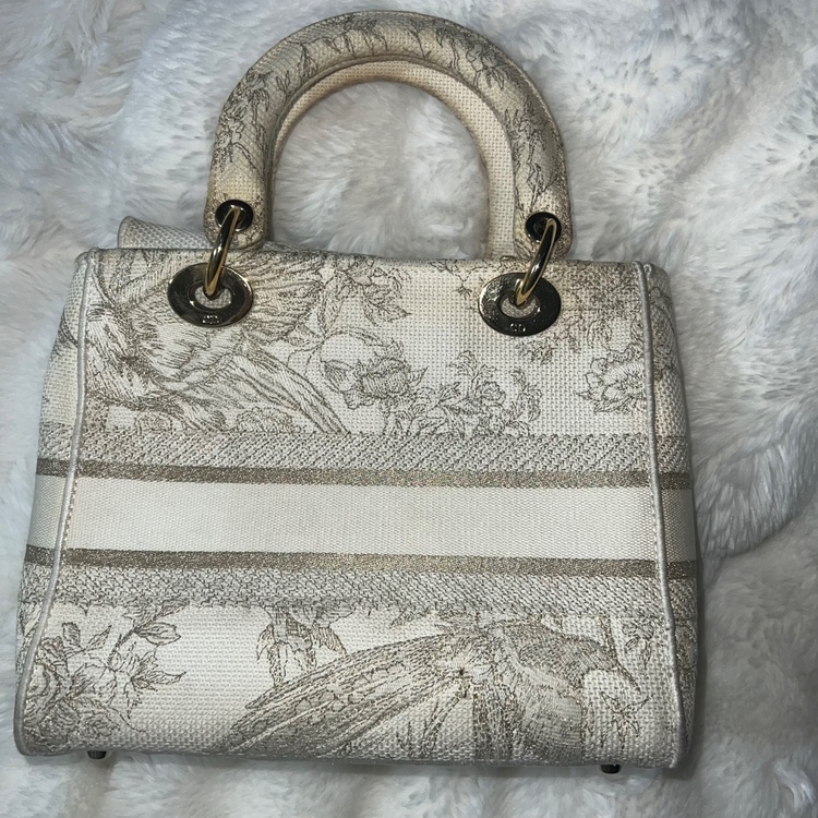 ディオール  （ブランドバッグ）の商品画像 - 査定依頼日：2026年1月9日 - 最高査定価格：250,000円