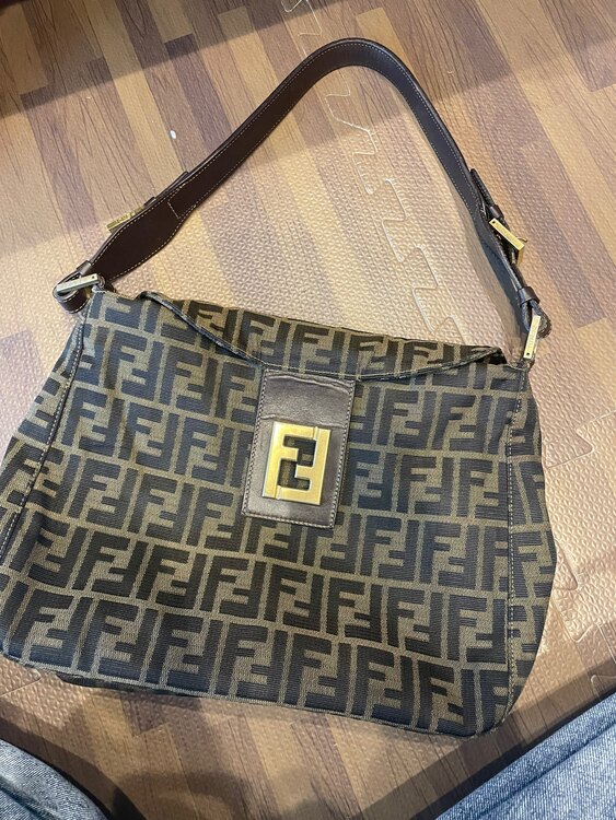 マンマバケット（ブランドバッグ）の商品画像 - 査定依頼日：2025年3月19日 - 最高査定価格：70,000円