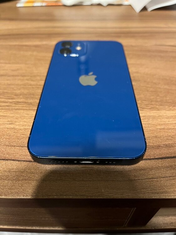 iPhone12 ブルー　64GB（スマホ）の商品画像 - 査定依頼日：2025年5月13日 - 最高査定価格：16,000円