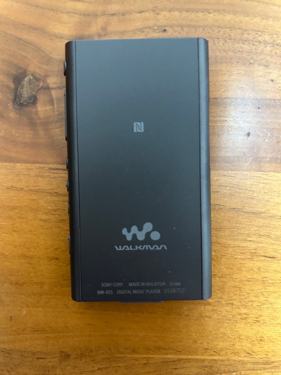 ウォークマン　NW-A55    16GB    グレイッシュブラック（オーディオ・スピーカー）の商品画像 - 査定依頼日：2026年4月12日 - 最高査定価格：7,100円