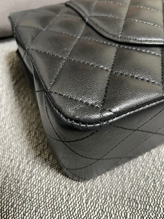 シャネル マトラッセ （ブランドバッグ）の商品画像 - 査定依頼日：2025年1月11日 - 最高査定価格：650,000円