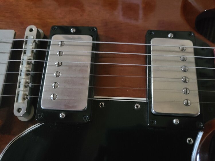 GIBSON CUSTOM SHOP SG VOS（ピアノ・楽器・PA機材）の商品画像 - 査定依頼日：2026年7月5日 - 最高査定価格：300,000円