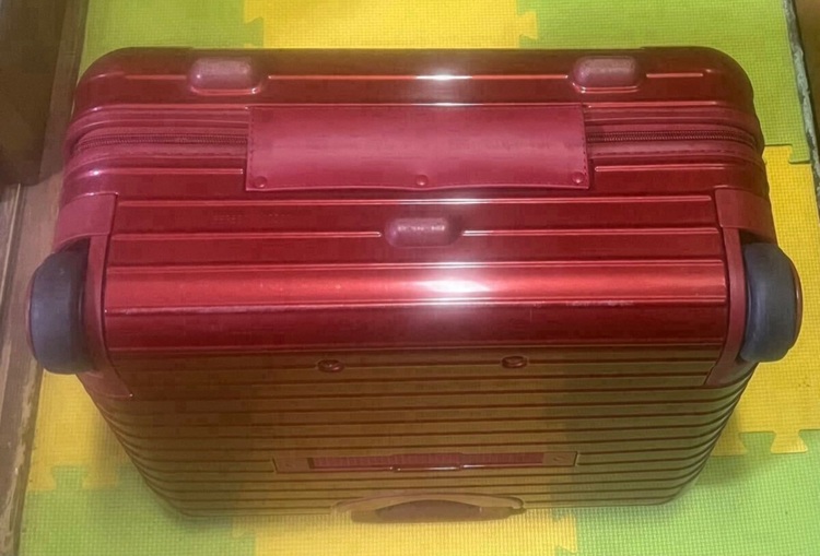 [リモワ] RIMOWA TSAロックモデル 863.502 サルサデラックス （ブランドバッグ）の商品画像 - 査定依頼日：2025年9月2日 - 最高査定価格：22,000円