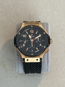 ウブロ ビックバン 114229（高級時計）の商品画像 - 査定依頼日：2025年12月7日 - 最高査定価格：1,400,000円