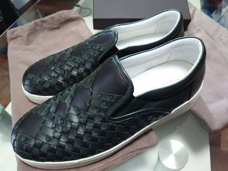 ボッテガヴェネタ　レザースリッポン（古着・ファッション）の商品画像 - 査定依頼日：2025年6月2日 - 最高査定価格：15,000円