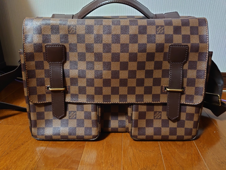 ブロードウェイ（ブランドバッグ）の商品画像 - 査定依頼日：2022年6月14日 - 最高査定価格：62,000円