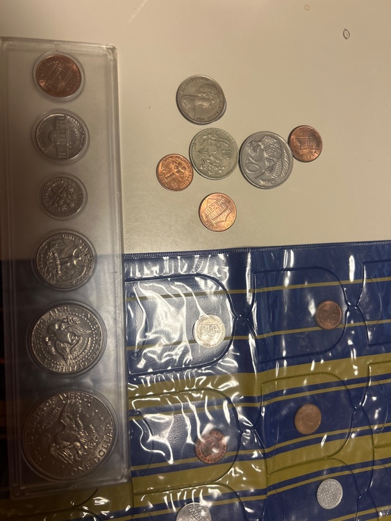 外国硬貨（金・貴金属）の商品画像 - 査定依頼日：2026年9月2日 - 最高査定価格：5,000円