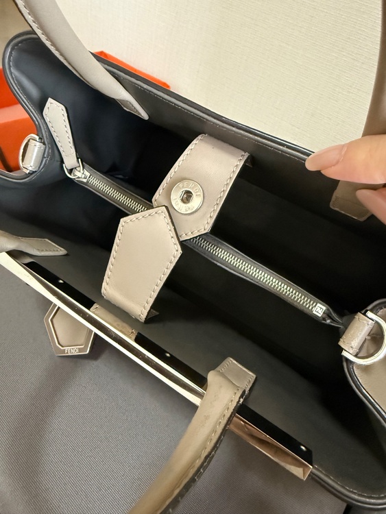 フェンディ その他 （ブランドバッグ）の商品画像 - 査定依頼日：2026年4月19日 - 最高査定価格：50,000円