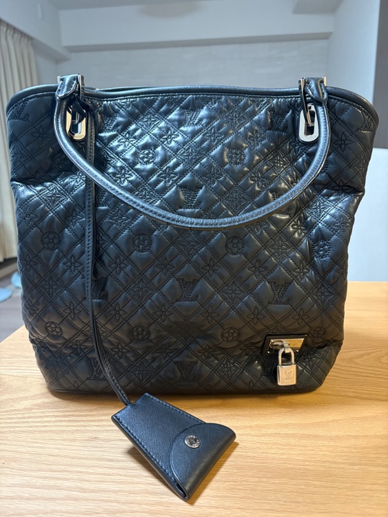 型番不明　限定商品（ブランドバッグ）の商品画像 - 査定依頼日：2026年2月25日 - 最高査定価格：110,000円