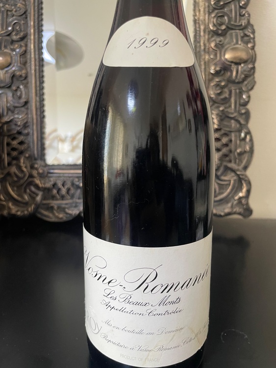 ヴォーヌロマネ(ルロワ)1999（お酒）の商品画像 - 査定依頼日：2025年11月26日 - 最高査定価格：350,000円