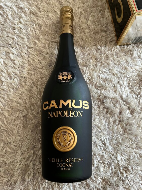 コニャックナポレオン、VIEILLE RESERVE（お酒）の商品画像 - 査定依頼日：2025年3月24日 - 最高査定価格：500円