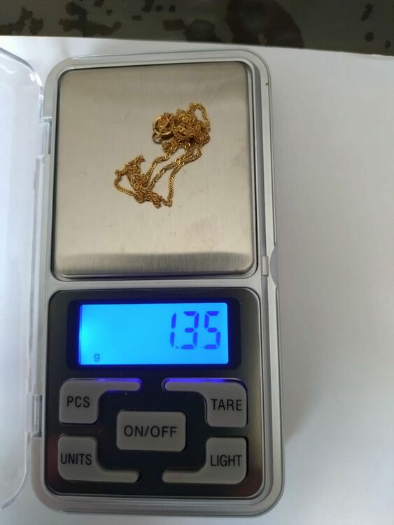 チェーン（金・貴金属）の商品画像 - 査定依頼日：2025年8月6日 - 最高査定価格：99,999,999円