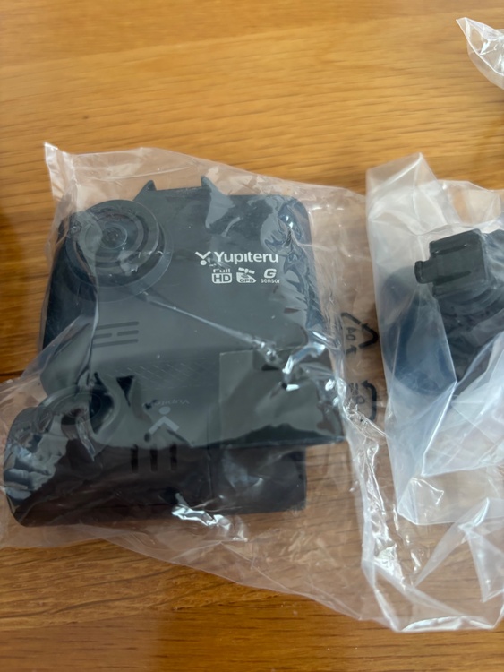 ユピテル　DRY-TW7650dp（カメラ）の商品画像 - 査定依頼日：2026年8月23日 - 最高査定価格：7,000円
