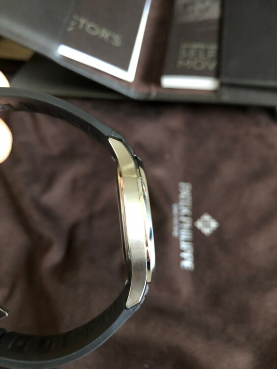 パテックフィリップ アクアノート 5167A-00（高級時計）の商品画像 - 査定依頼日：2025年4月17日 - 最高査定価格：8,000,000円