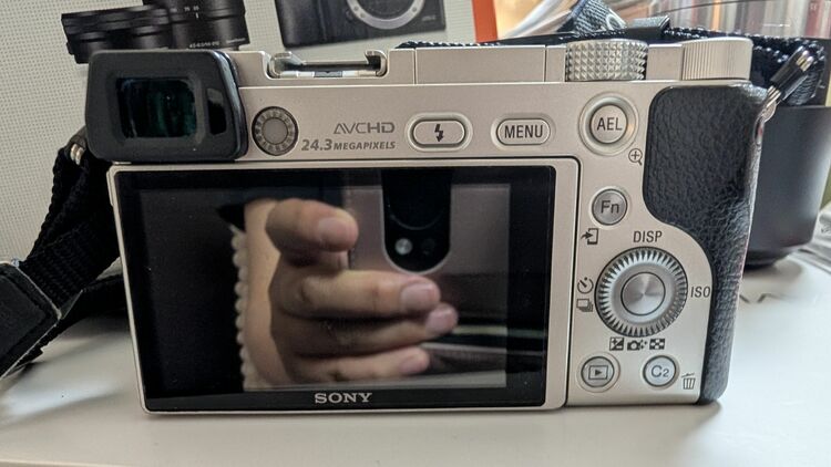 α6000（カメラ）の商品画像 - 査定依頼日：2026年5月20日 - 最高査定価格：37,000円