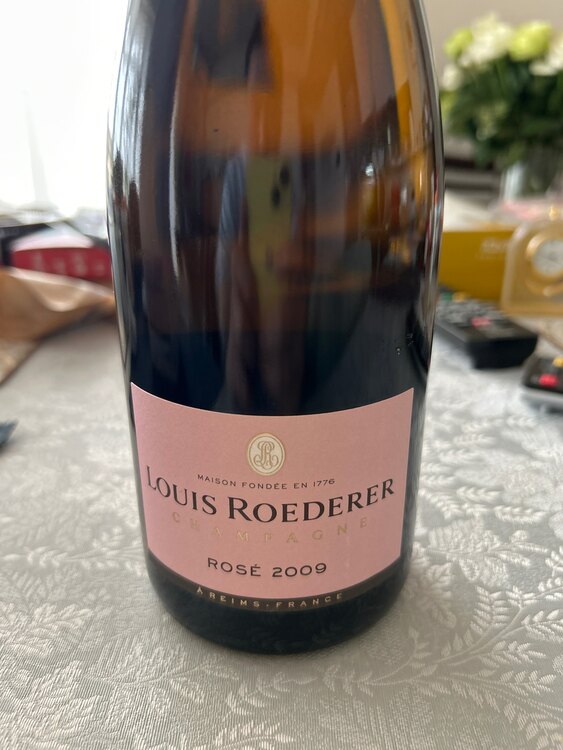 Rose 2009（お酒）の商品画像 - 査定依頼日：2025年4月20日 - 最高査定価格：40,000円