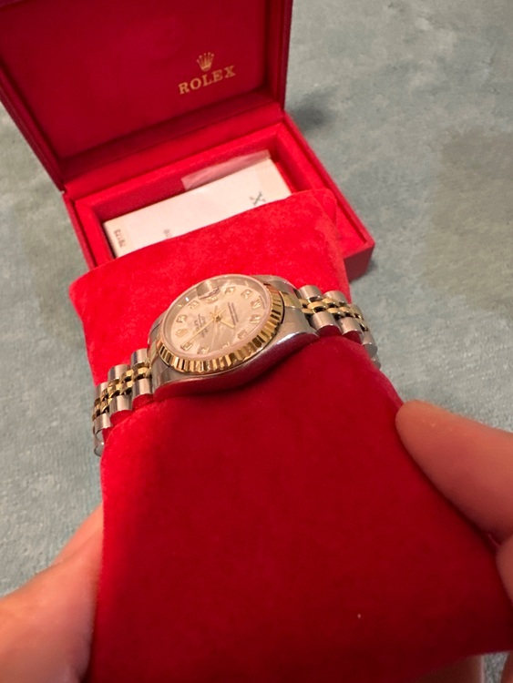 ロレックス デイトジャスト 79173（高級時計）の商品画像 - 査定依頼日：2025年9月27日 - 最高査定価格：1,300,000円