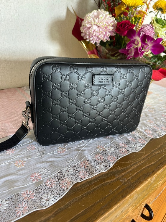 GUCCI  シマレザーセカンドバック429146（ブランドバッグ）の商品画像 - 査定依頼日：2026年1月12日 - 最高査定価格：100,000円