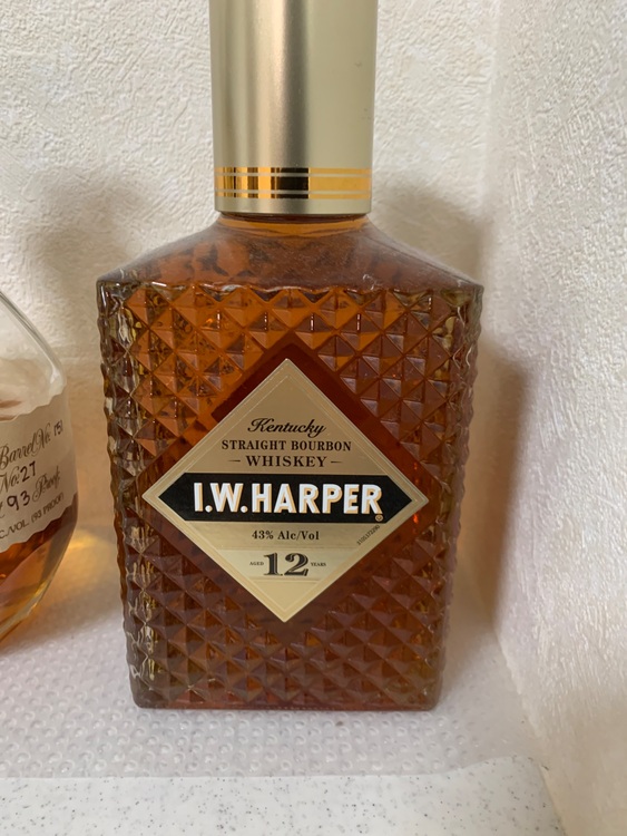 ウイスキー ＩＷハーパー （お酒）の商品画像 - 査定依頼日：2025年8月15日 - 最高査定価格：4,000円
