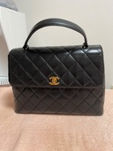 マトラッセ　ハンドバック　黒（ブランドバッグ）の商品画像 - 査定依頼日：2025年7月28日 - 最高査定価格：350,000円