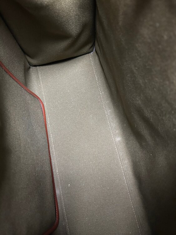 トートバッグ（ブランドバッグ）の商品画像 - 査定依頼日：2025年4月30日 - 最高査定価格：25,000円