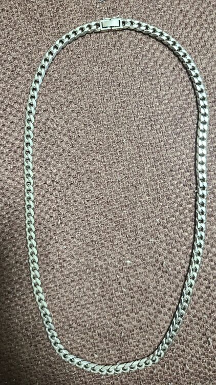 プラチナネックレス（金・貴金属）の商品画像 - 査定依頼日：2025年9月25日 - 最高査定価格：250,000円