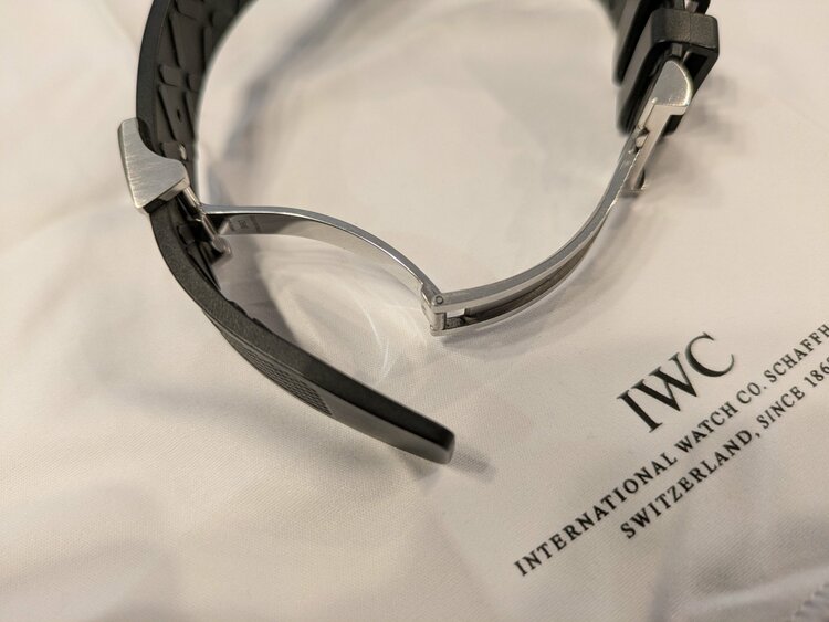 IWC ポルトギーゼ IW390502（高級時計）の商品画像 - 査定依頼日：2025年12月8日 - 最高査定価格：500,000円
