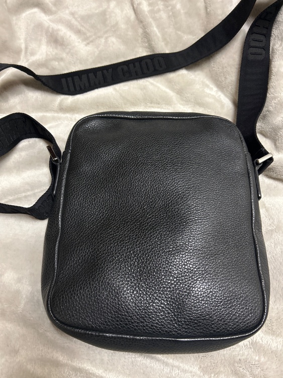 ジミーチュウ  （ブランドバッグ）の商品画像 - 査定依頼日：2026年2月18日 - 最高査定価格：7,000円