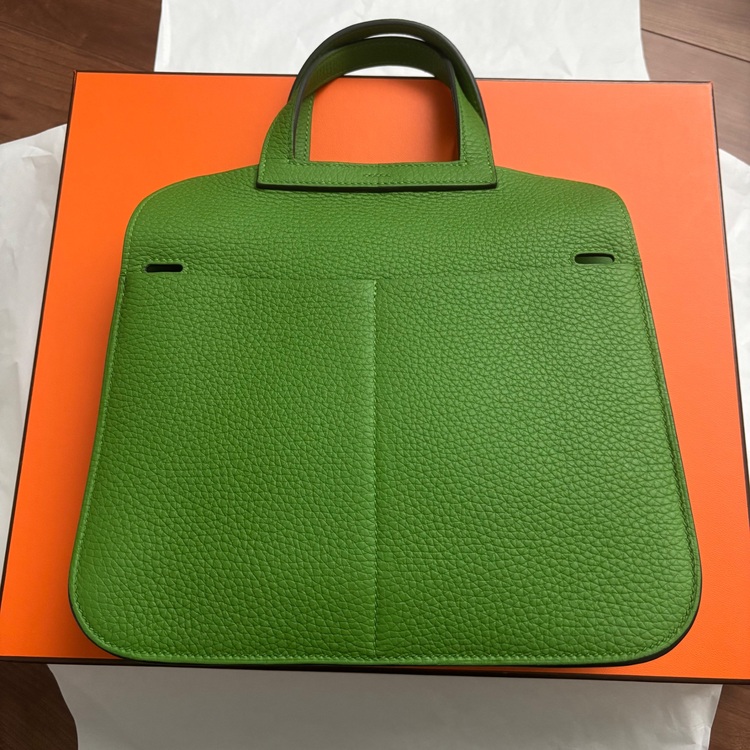 アルザン25（ブランドバッグ）の商品画像 - 査定依頼日：2025年9月30日 - 最高査定価格：700,000円